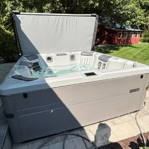 Hot Tubs And Spa Removal