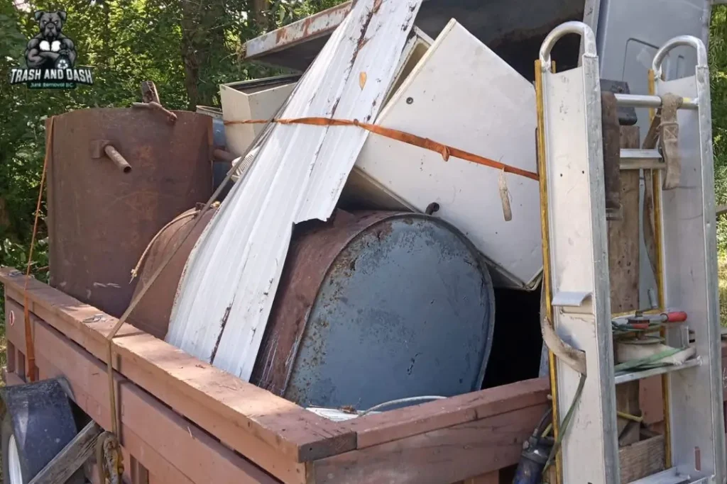 How to Prepare Scrap Metal for Disposal
