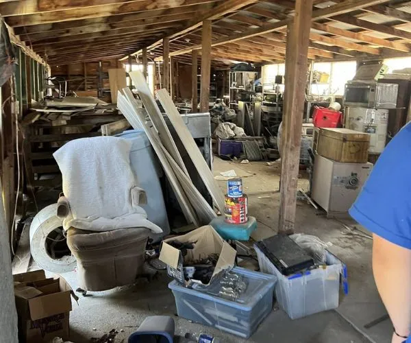 junk-hauling-Bel-Air